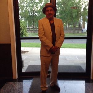 Meet your Posher, Ronald